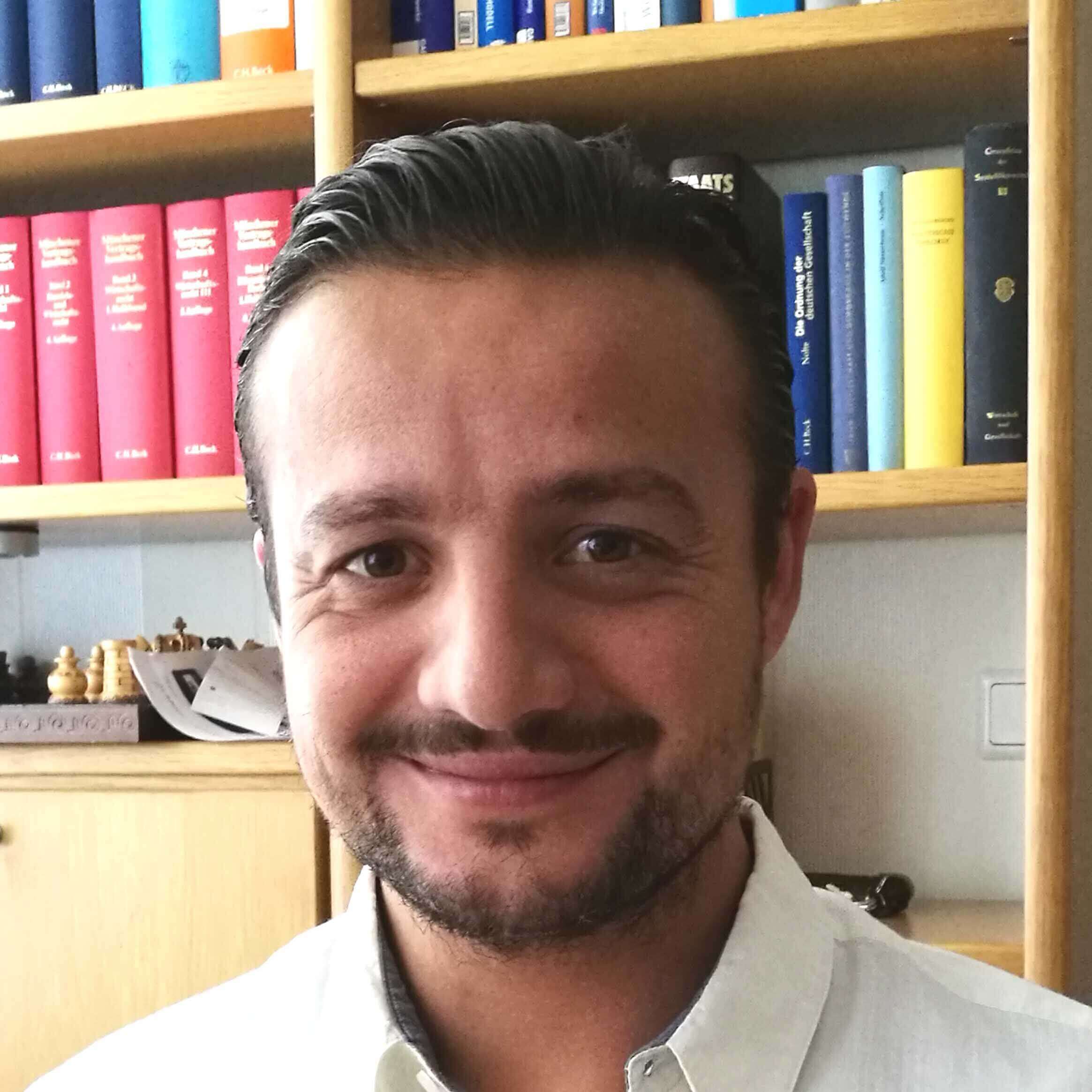 Portrait von Erkan Tan